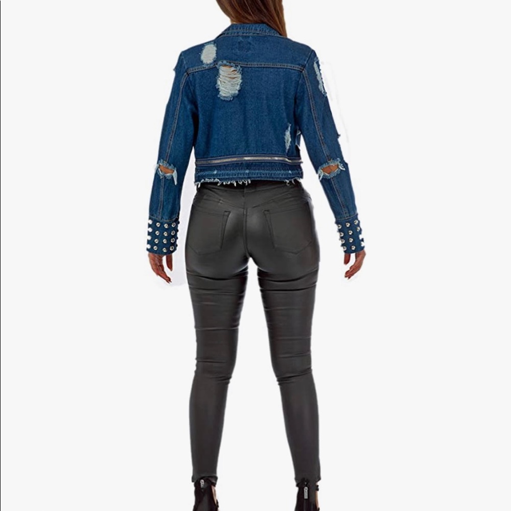 Jean jacket - Picture 2 of 4